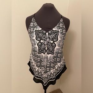 Black and White Printed Handkerchief Top